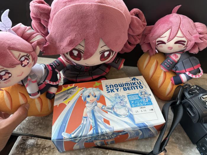 テトさんたちと雪ミクのお弁当