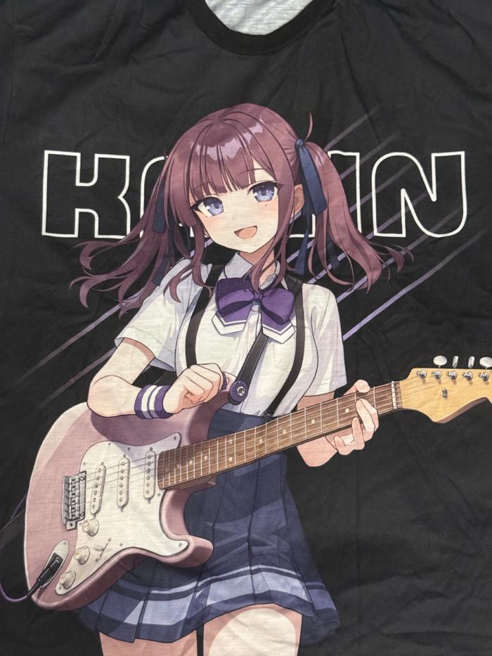 明日は花梨先輩のTシャツで