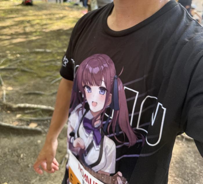 花梨先輩のTシャツで会場へ