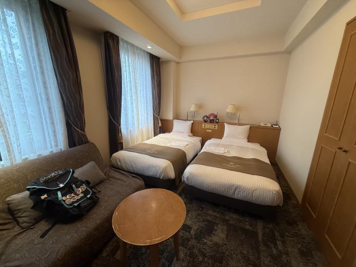 ホテルのお部屋でひと休み