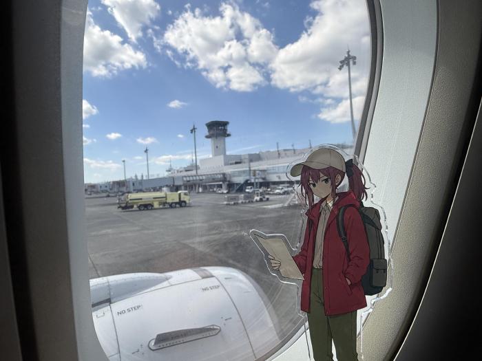 機内の窓辺で花梨先輩と